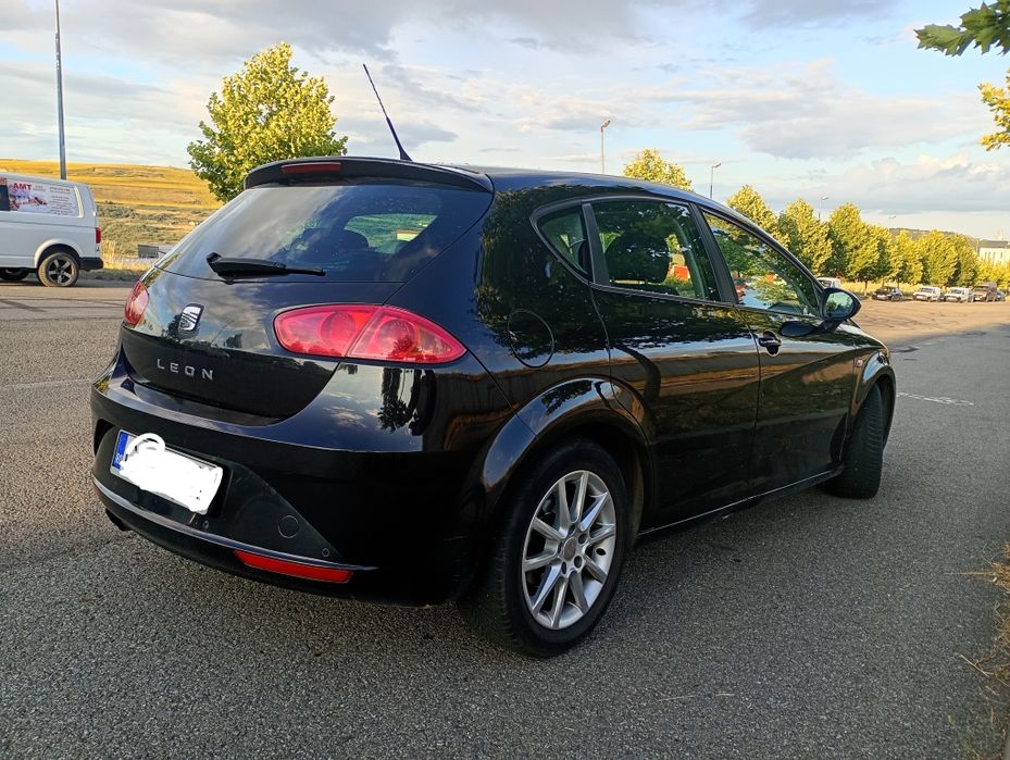 SEAT Leon 2010 — imagine 3