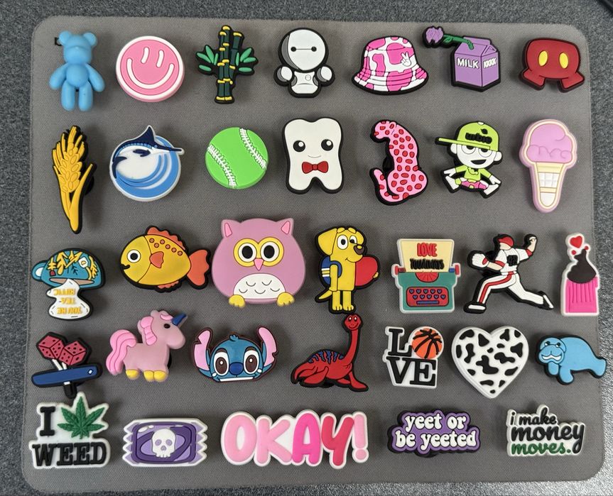 LIVREZ PRIN OLX ! NOUTATI/ jibbitz Crocsi/accesorii