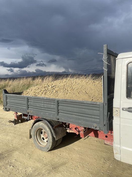Transport agregate 3.5T + servicii excavator