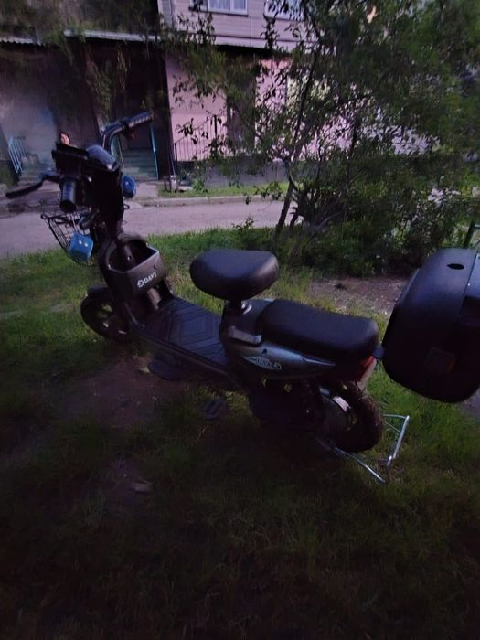 Скутер электрический