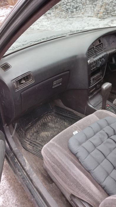 Продам машину Тойота Виста