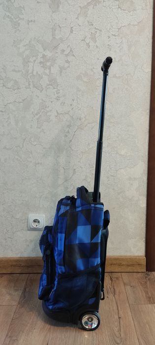 Сумка-рюкзак на колесиках, чемодан