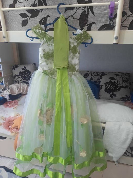 Продам бальное платья