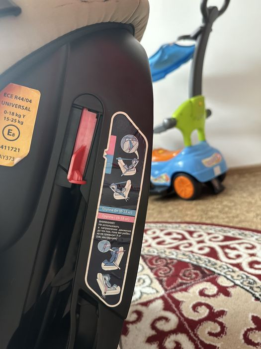 Продам автокресло