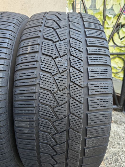 Vand patru anvelope de iarna  continental  255 45 19  dot 3923