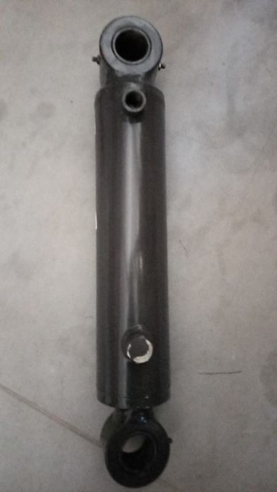 Cilindru hidraulic Case
