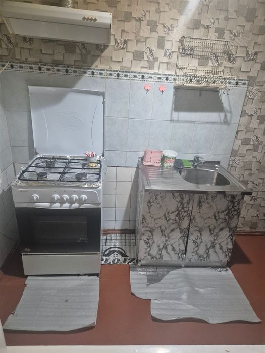 Сдается 2-х комнатная каартира в аренду на Эко базаре, массив Феруза.