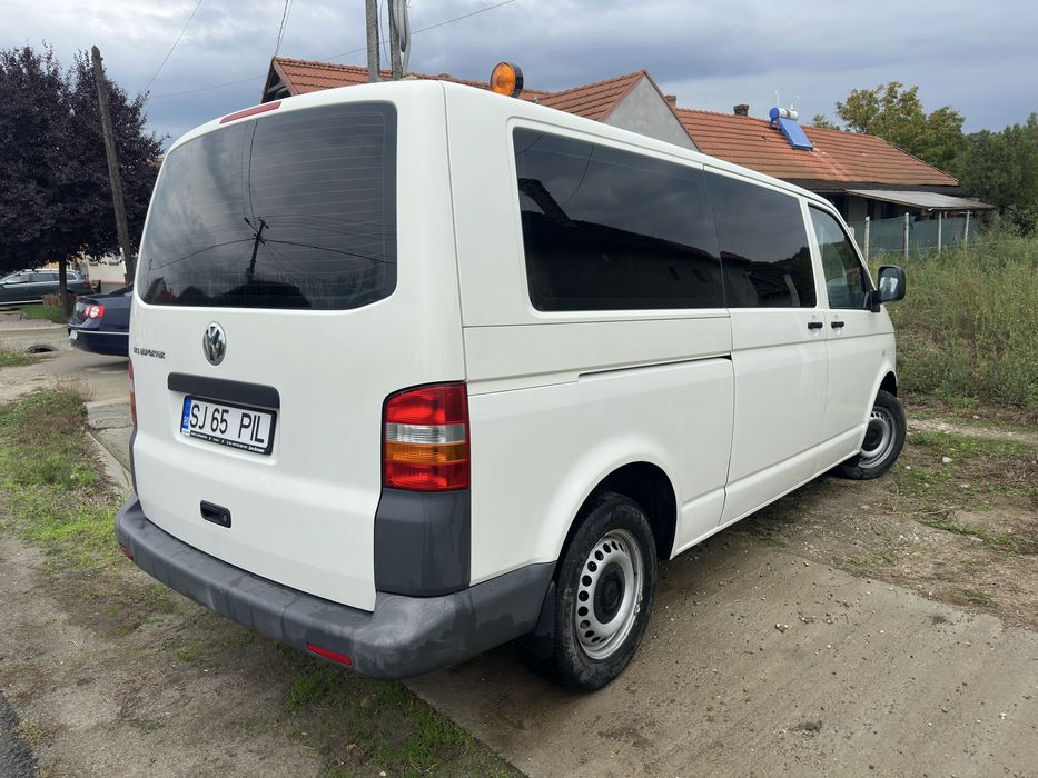 Volkswagen microbus T5