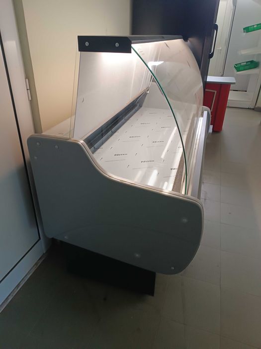 Месарски хоризонтални хладилни витрини - по поръчка