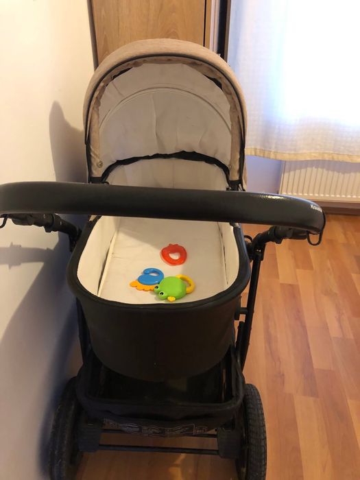 Vand carut de bebelus