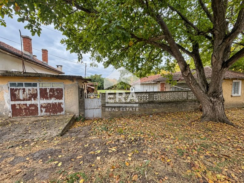 Продава се Къща в с. Щръклево, Област Русе - 50 кв.м за 1498 €/кв.м - Снимка #2