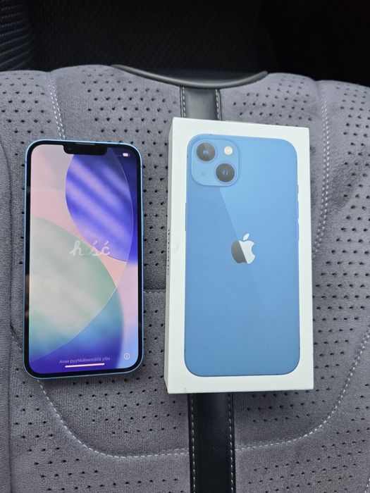 IPhone 13 хорошем состояния