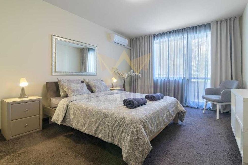 Дава се под наем Тристаен апартамент в Варна, Гръцка махала - 103 кв.м за 1200 € - Снимка #4