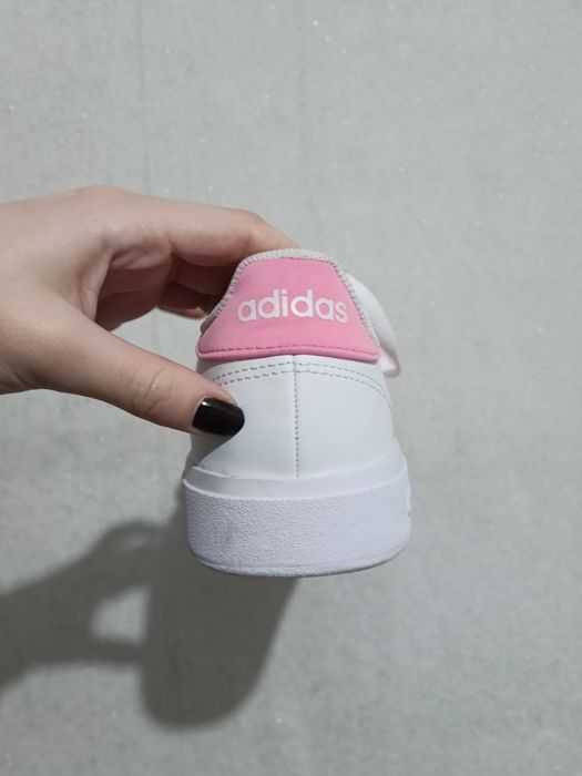 Продам кросовки адидас оригинал