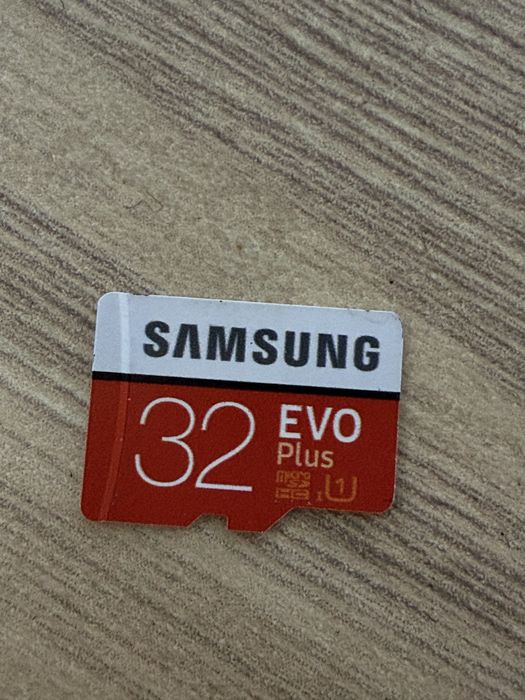 Sd карта Samsung 32gb  флэшка