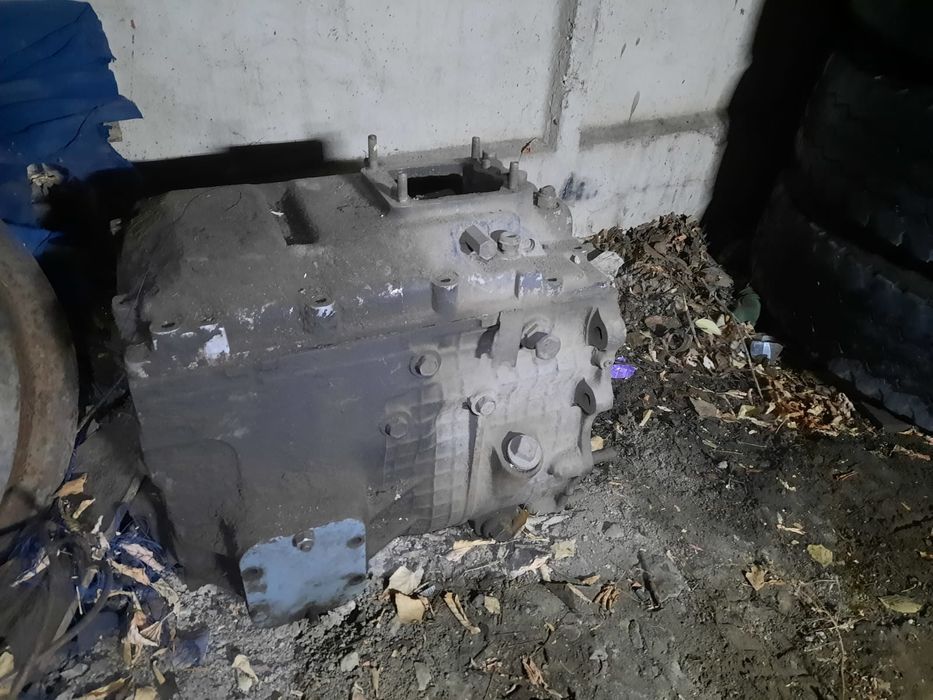 Продам блок коробки на Камаз