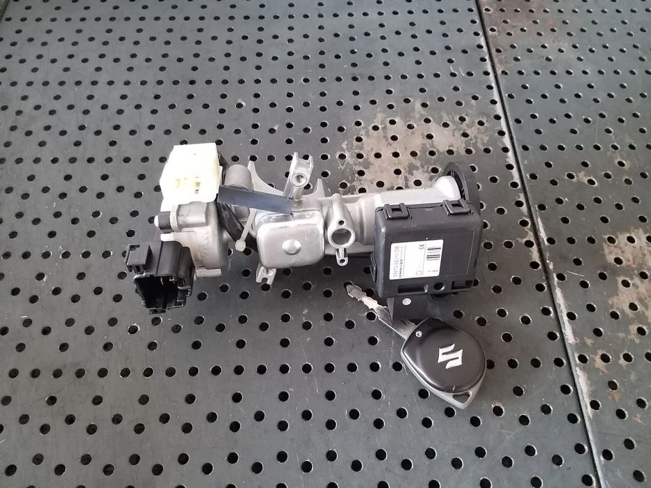 Contact auto cu cheie suzuki swift 3 mz ez 3397062j10db 5wk49183