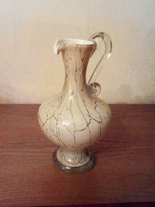 кувшин интерьерный