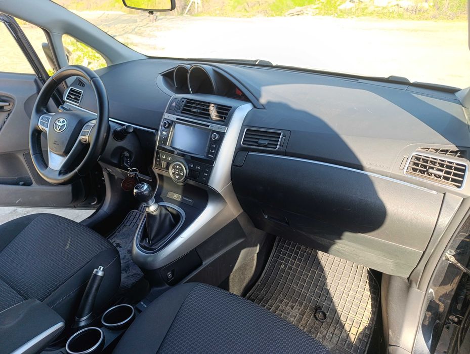 Toyota Verso 1,6D4D / Тойота Версо - на части