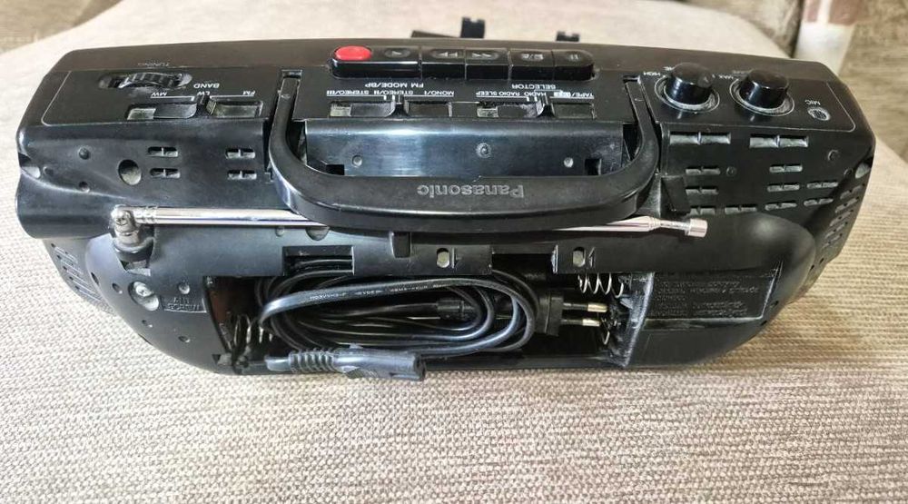 Магнитофон Panasonic RX-FS22