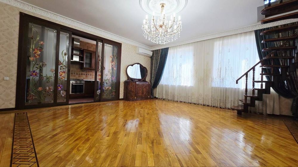 5-комнатная квартира 113 м², Чехова,Ойбек, Шевченко, Мирабадский район