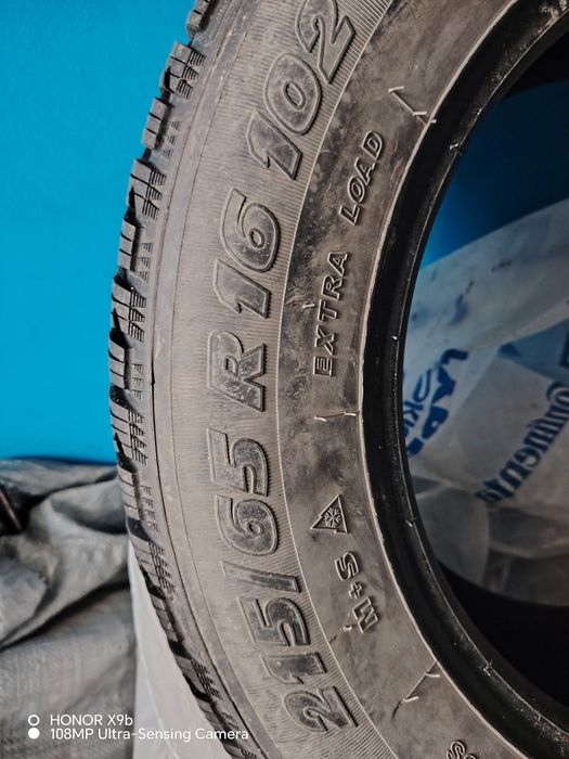 Продам резину 215/65 /16