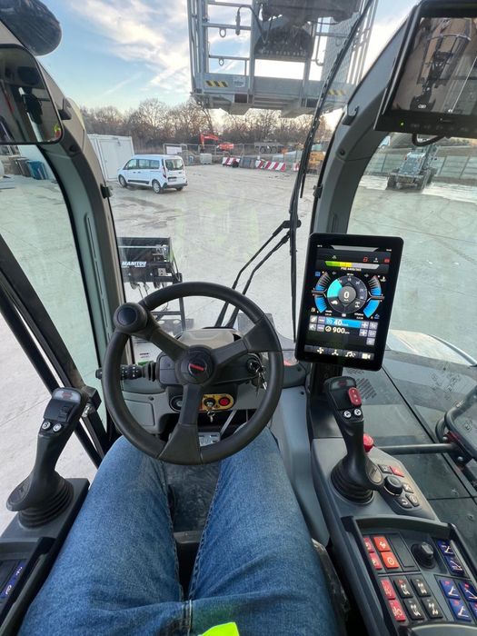 Telehandler rotativ MANITOU MRT model 2260
