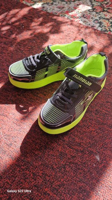 Кроссовки-ролики