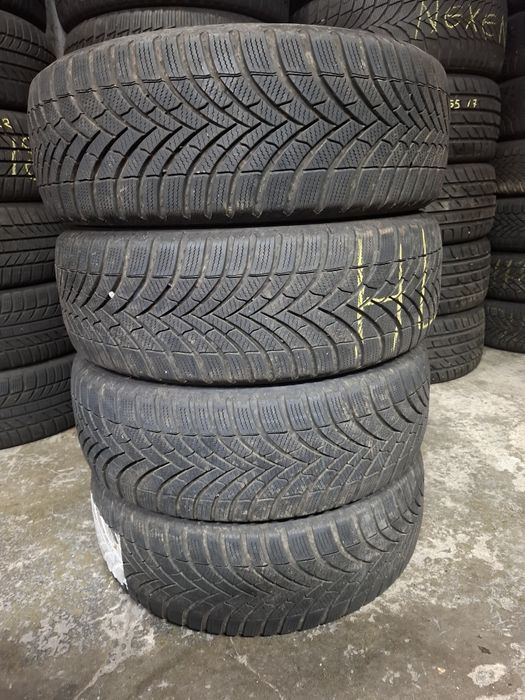 Set 4 anvelope iarna 205 55 16 Semperit