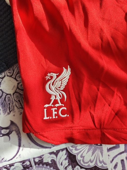 Liverpool официални къси футболни панталони 148-152см