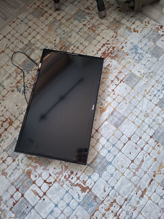 Телевизор Hisense(LEDN32D33)