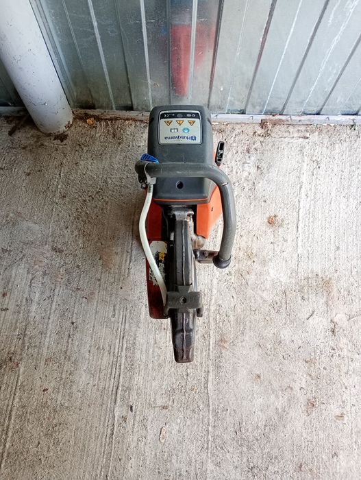 Drujbă tăiat beton fier Husqvarna