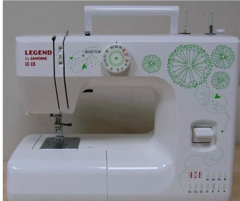 Продам швейную машину