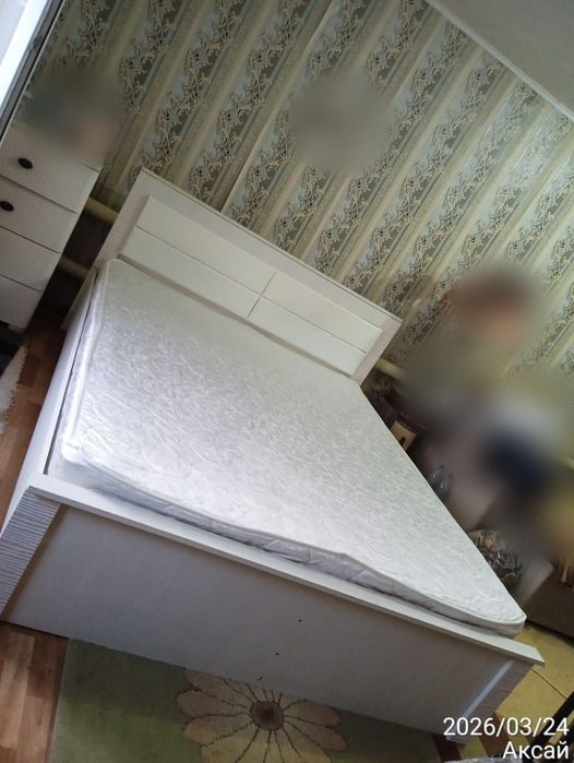 Продам кровать двухспальную