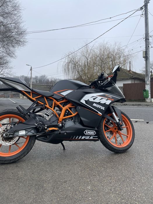 Motocicleta KTM RC 125 2015 ABS A1