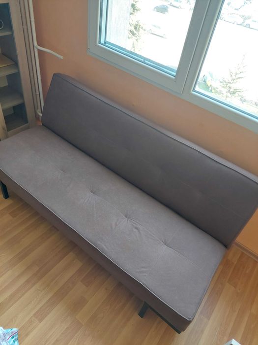 Диван с функция за сън