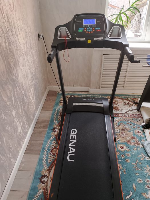 Беговая дорожка Genau