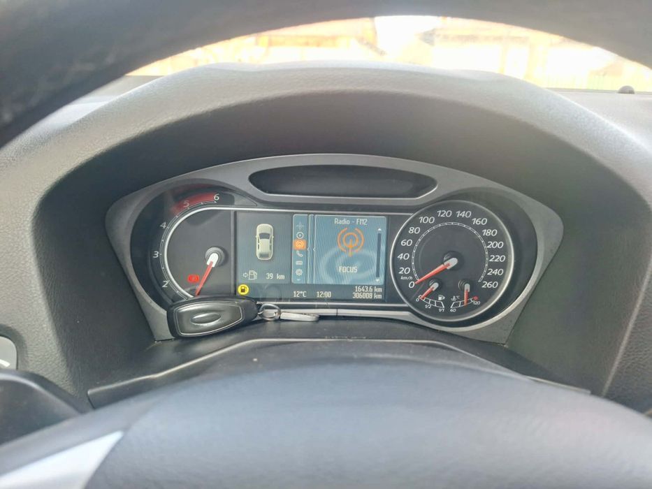 Vând Ford Mondeo urgent