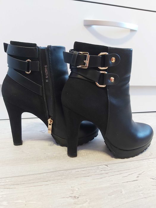 Дамски боти на ток, номер 37