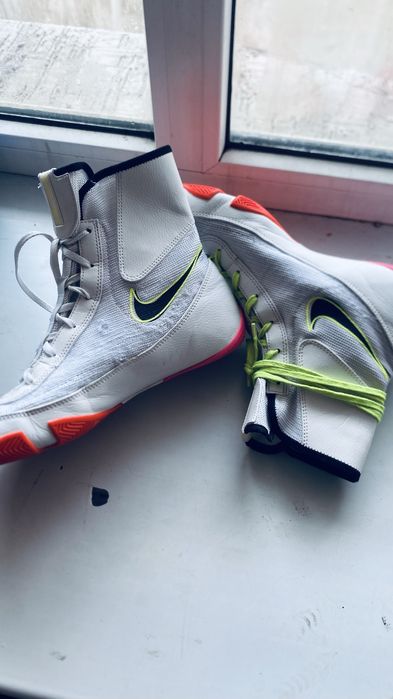 NIKE Machomai 2 original