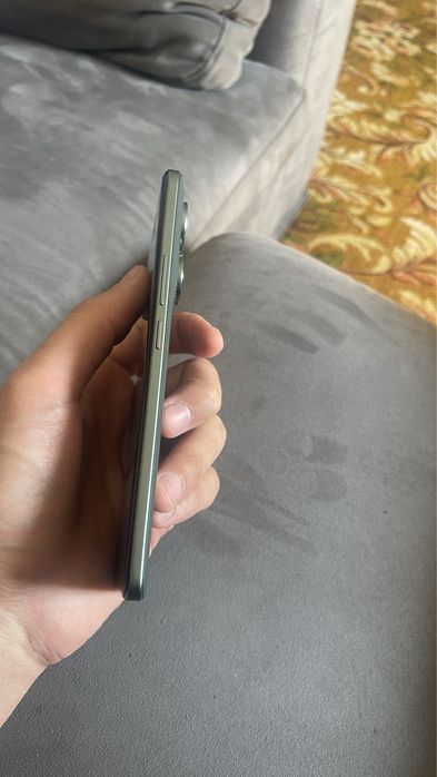 Продам телефон Realme 15 pro 5g