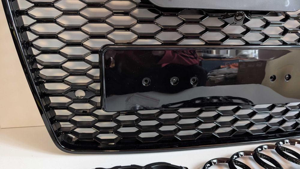 Решетка Ауди А8 Д4 Фейслифт RS Черен гланц Audi A8 D4 facelift Нова