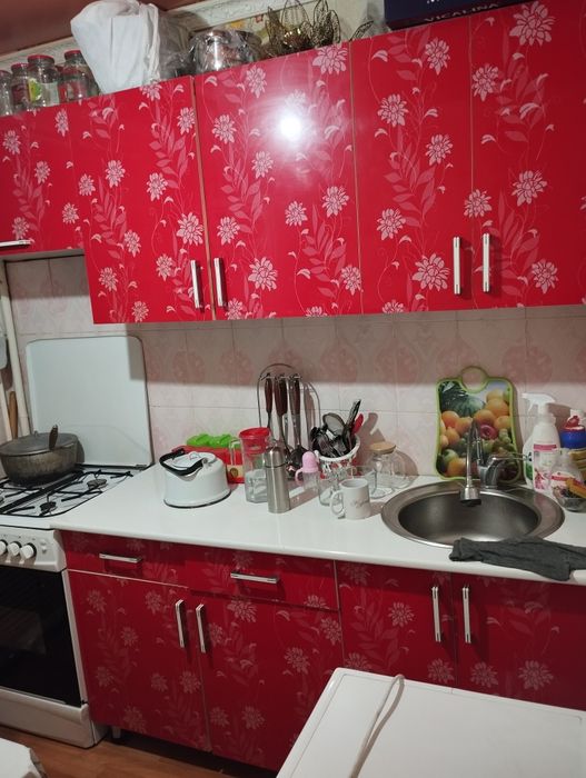 Кухонный гарнитур сатылады