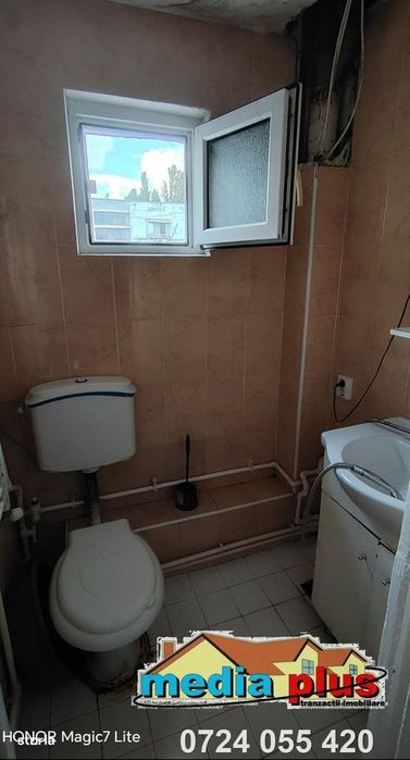 Apartament 2 camere semidecomandat, etaj 3, Aviației – Micro 40