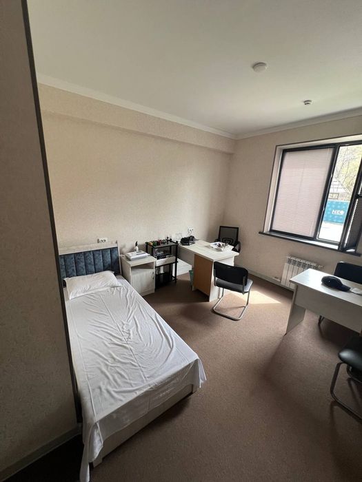 Ангрен шахри Янгиободда 55 уринли тайёр мехмонхона сотилади