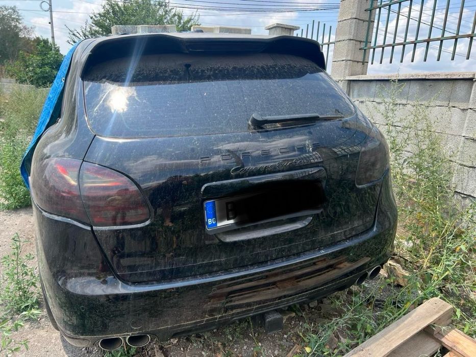 На части Porsche Cayenne 4.8 Turbo дистроник камера