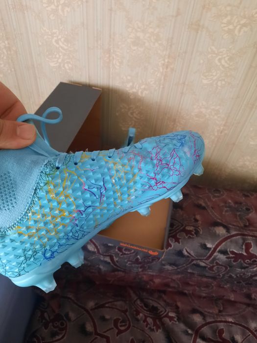 Продам футбольные бутцы!