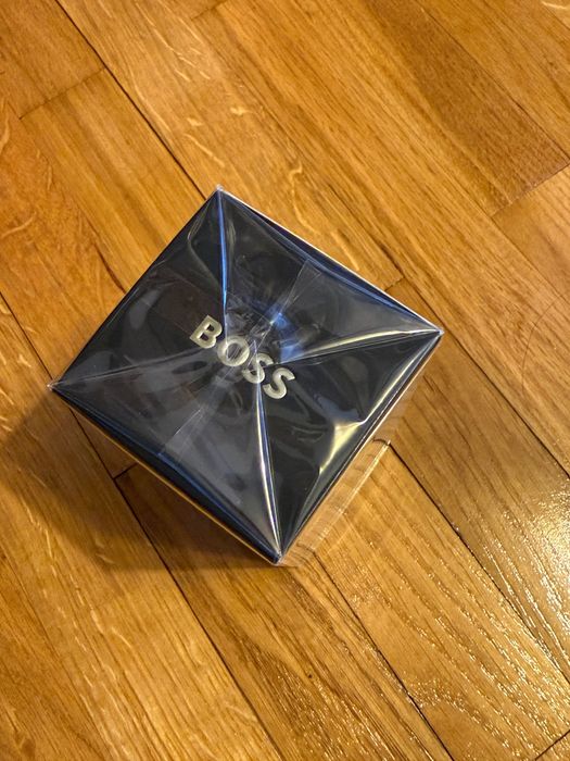 parfum boss nou sigilat