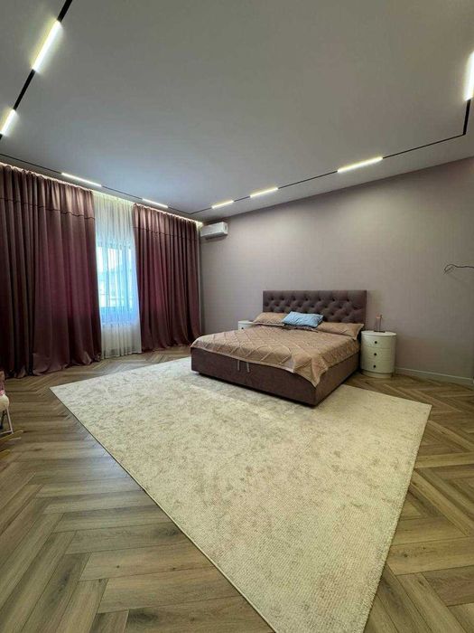 Цена далеко ниже рыночной.