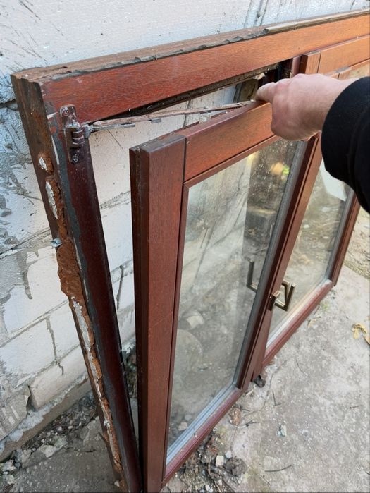 Geam fereastra termopan second  hand lemn H 126 x 143 cm